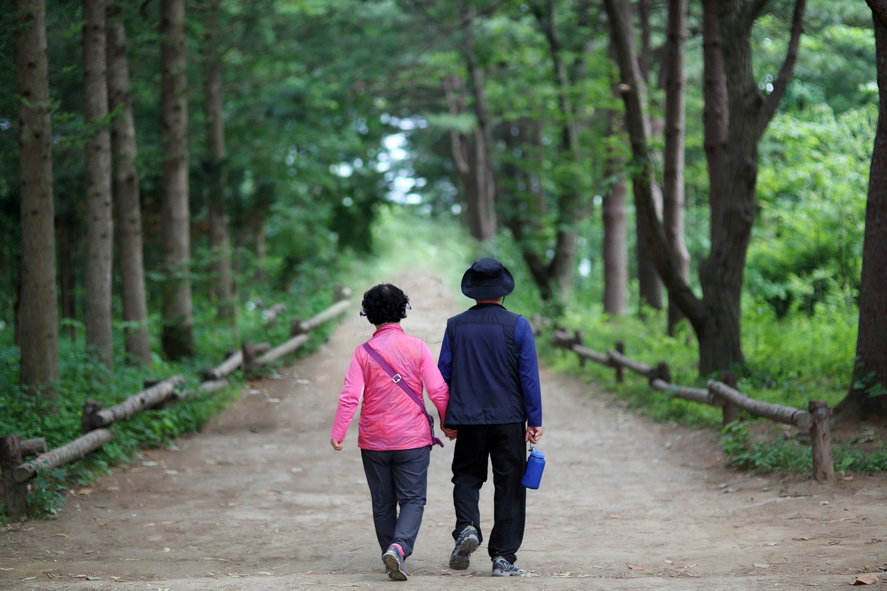 探讨夫妻间的亲密频率，理解、尊重与享受和谐性生活